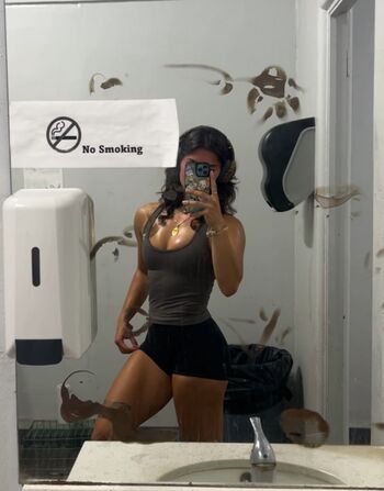 Full leaked Mcshnizzle page private onlyfans photo