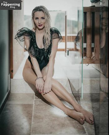 Full leaked Melissa naschenweng page private onlyfans photo