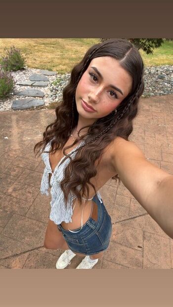 Full leaked Mikayla campinos private onlyfans photo