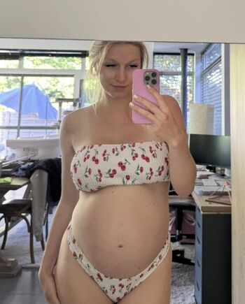 Full leaked Noa maes private onlyfans photo
