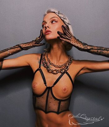 Full leaked Owlcrystals private onlyfans photo