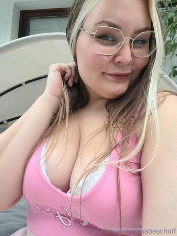 Pina Peach
