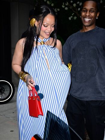 Full leaked Rihanna private onlyfans photo