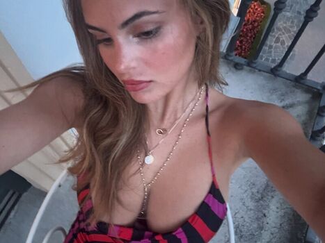 Full leaked Sarabella harris private onlyfans photo