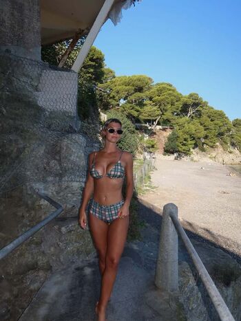 Full leaked Sariskleit private onlyfans photo