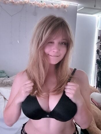 Full leaked Swiskers private onlyfans photo