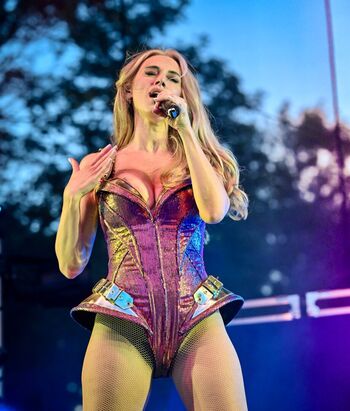 Full leaked Una healy private onlyfans photo