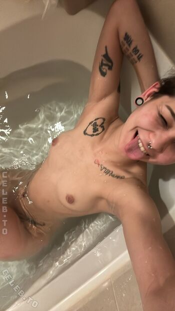 Full leaked Venuskittyxo private onlyfans photo