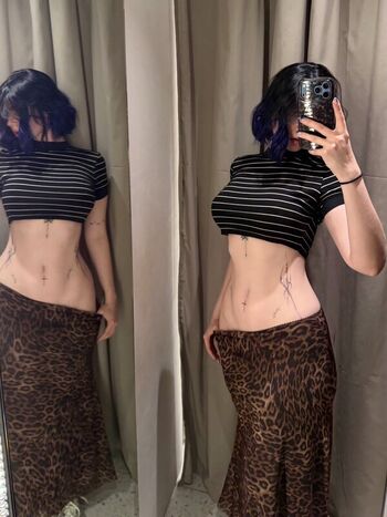 Full leaked Vixenp private onlyfans photo