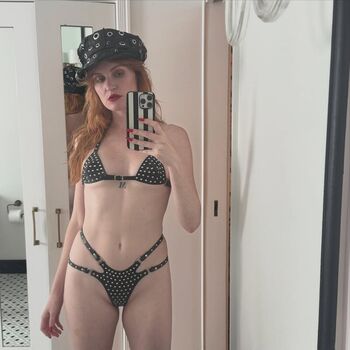 Full leaked Whereismuna private onlyfans photo