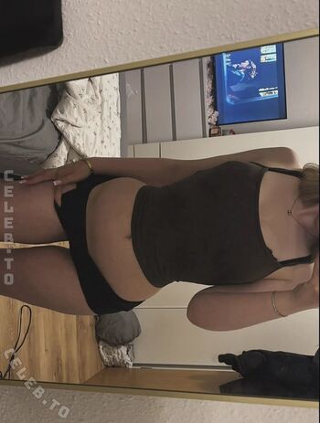 Full leaked Xlinacute private onlyfans photo