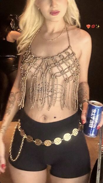 Full leaked Xmaddie e private onlyfans photo