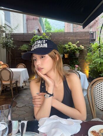 Full leaked Yeji private onlyfans photo