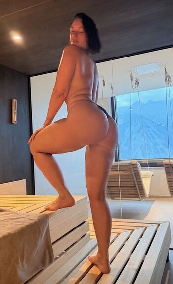 Full leaked Yesjulz  page private onlyfans photo