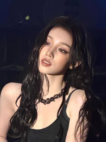 Full leaked Yuqi private onlyfans photo