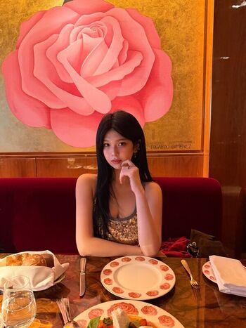 Full leaked Zhang xinmu  page private onlyfans photo