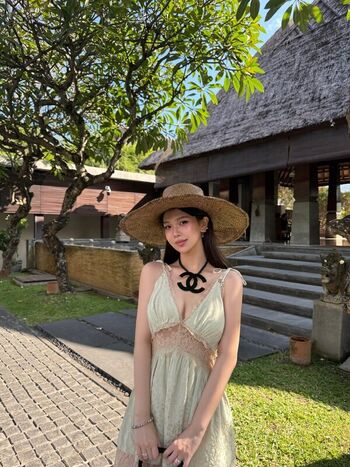 Full leaked Zhang xinmu private onlyfans photo