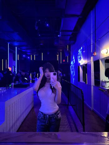 Full leaked Zhang xinmu private onlyfans photo